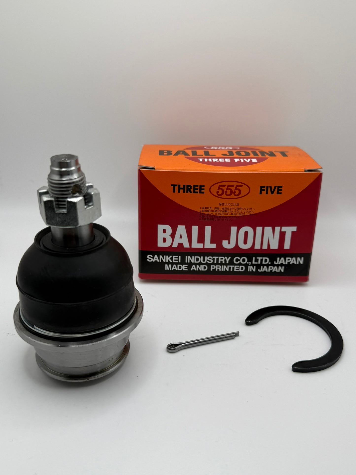 555 Sankei Lower Ball Joint (4th Gen 4Runner, GX470, FJ Cruiser),43330-60010